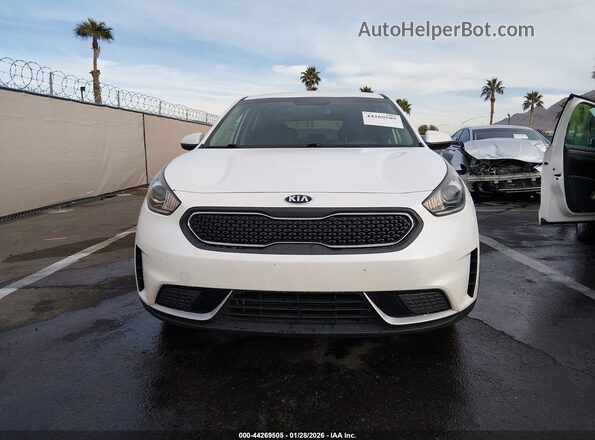 KNDCB3LC6H5078781 2017 KIA NIRO Белый Вид спереди