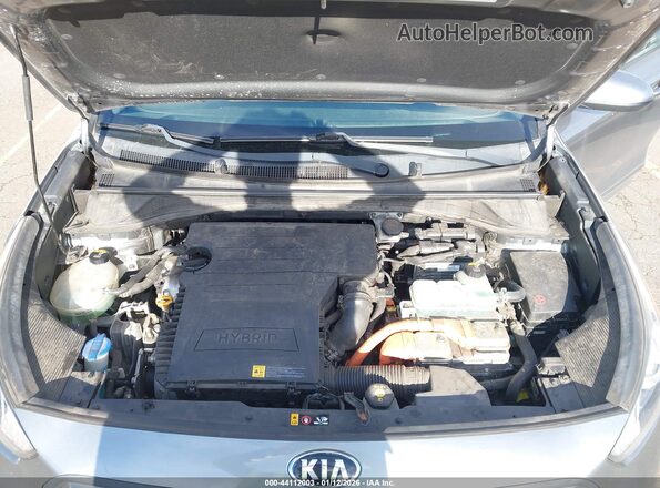 KNDCB3LC7J5201171 2018 KIA NIRO Серый Вид сзади