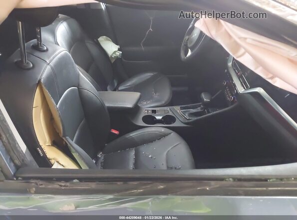 KNDCC3LC0N5532435 2022 KIA NIRO Синий Вид салона спереди