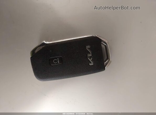 KNDCC3LC0N5532435 2022 KIA NIRO Синий Вид панели приборов
