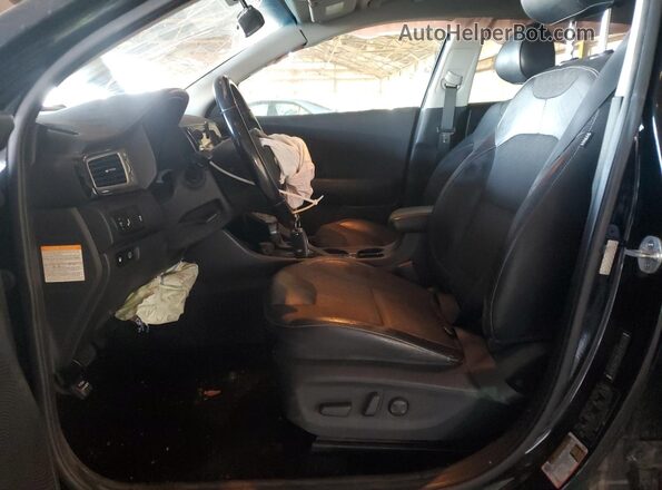 KNDCC3LC1H5054269 2017 KIA NIRO Черный Вид салона спереди