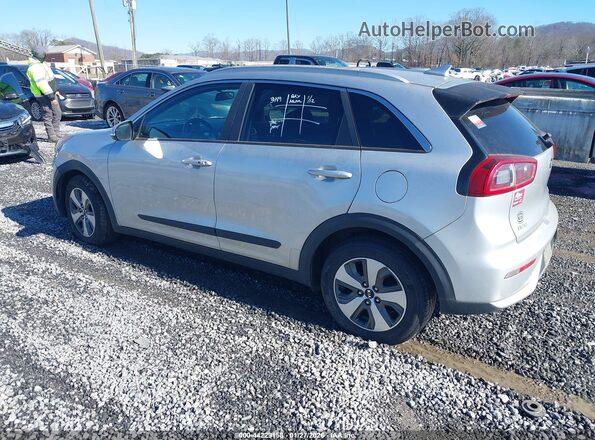 KNDCC3LC4H5043217 2017 KIA NIRO Серебряный Задняя левая четверть