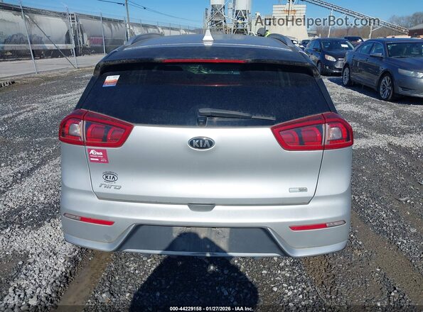 KNDCC3LC4H5043217 2017 KIA NIRO Серебряный 