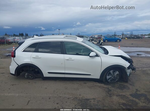 KNDCC3LD0K5327346 2019 KIA NIRO PLUG-IN HYBRID Белый Вид задней части салона