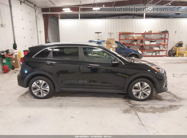 KNDCC3LG0N5118025 2022 KIA NIRO EV Черный Вид задней части салона
