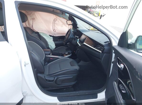 KNDCC3LG3M5107258 2021 KIA NIRO EV Белый Вид салона спереди