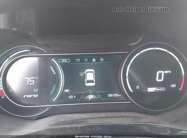 KNDCC3LG6N5148405 2022 KIA NIRO EV Черный 