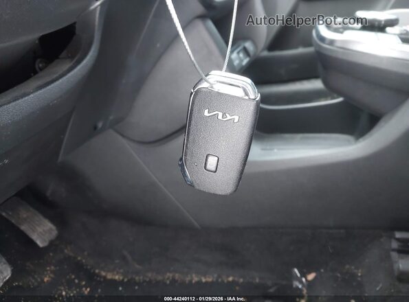 KNDCC3LG9N5142582 2022 KIA NIRO EV Красный Вид панели приборов