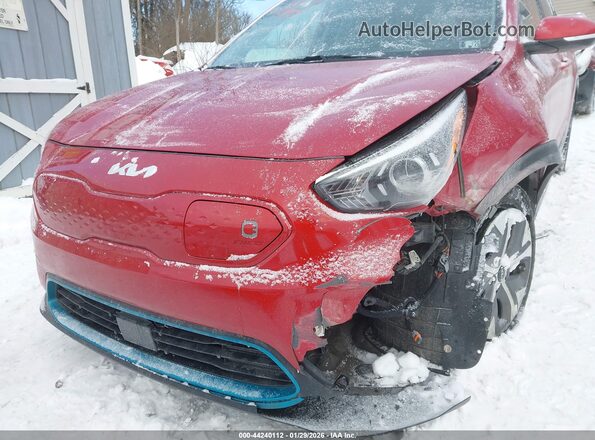KNDCC3LG9N5142582 2022 KIA NIRO EV Красный Вид спереди