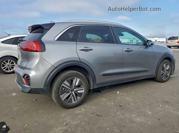 KNDCD3LD9N5516756 2022 KIA NIRO Gray Trasero derecho