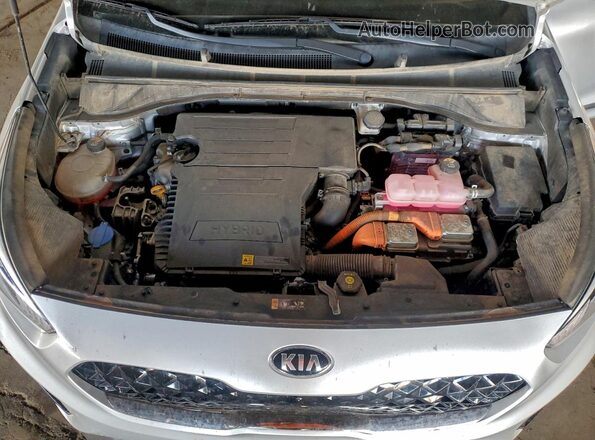 KNDCE3LC0M5465313 2021 KIA NIRO Silver Vista interior trasera