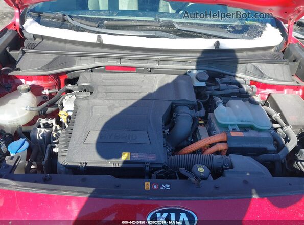 KNDCE3LCXJ5120978 2018 KIA NIRO Красный Вид сзади