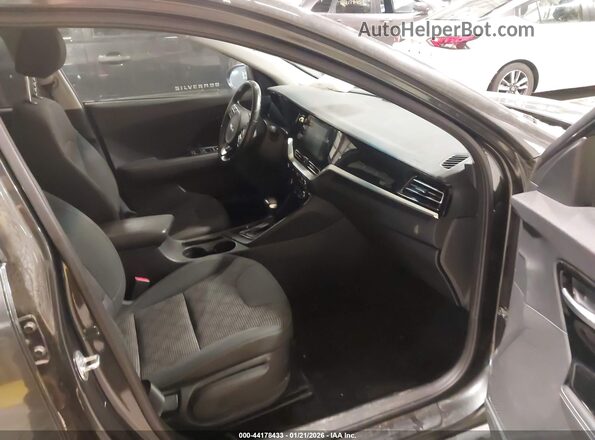 KNDCM3LD1N5546124 2022 KIA NIRO PLUG-IN HYBRID Gray Вид салону спереду