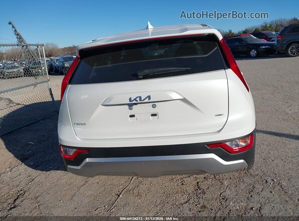 KNDCP3LE8S5304619 2025 KIA NIRO Белый 