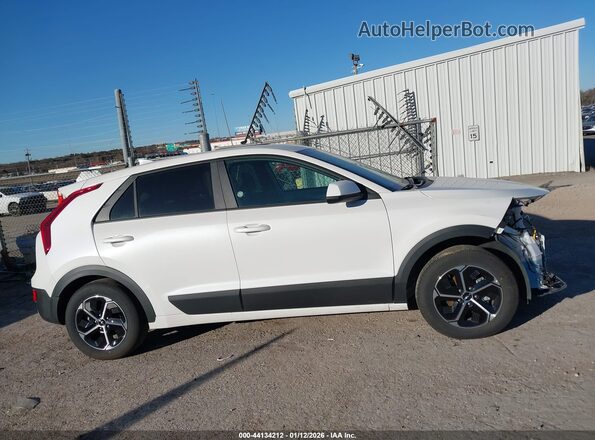 KNDCP3LE8S5304619 2025 KIA NIRO Белый Панорамный вид салона 360°