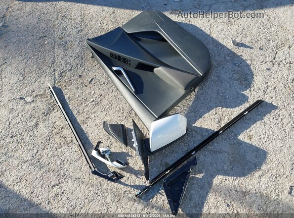 KNDCP3LE8S5304619 2025 KIA NIRO Белый Вид щитка приборов