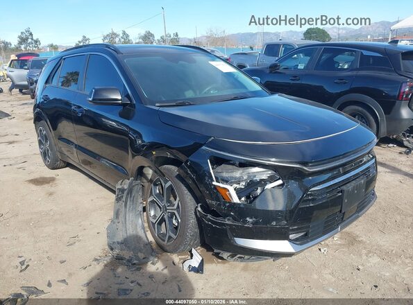 KNDCR3LE5P5041796 2023 KIA NIRO Черный Передняя правая четверть