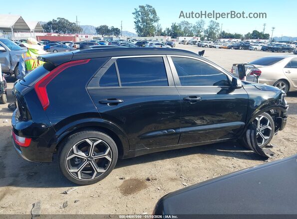 KNDCR3LE5P5041796 2023 KIA NIRO Черный Вид задней части салона