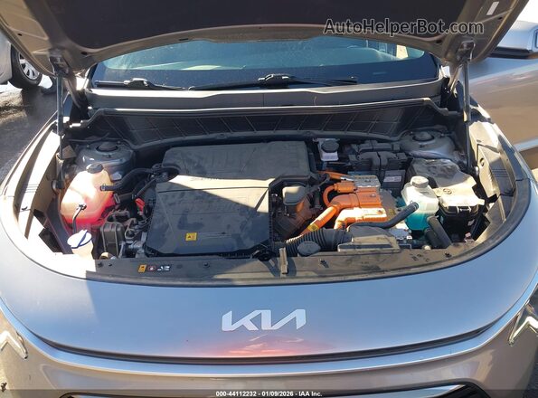 KNDCS3LFXP5048949 2023 KIA NIRO PLUG-IN HYBRID Silver უკანა ხედი
