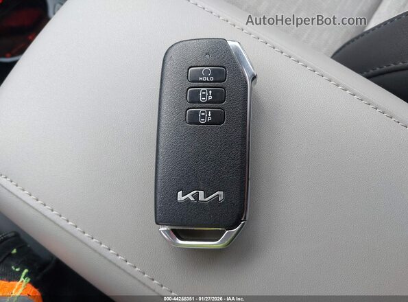 KNDCT3L18P5021170 2023 KIA NIRO EV Gray Widok deski rozdzielczej