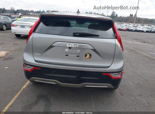 KNDCT3L18P5021170 2023 KIA NIRO EV Gray 