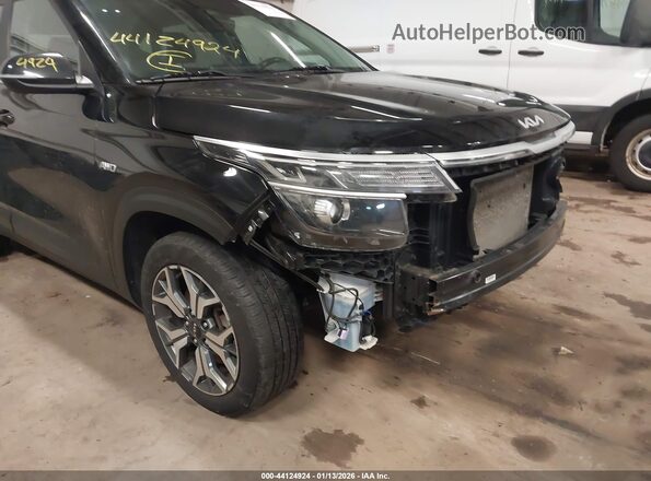 KNDERCAA7P7384834 2023 KIA SELTOS Черный 