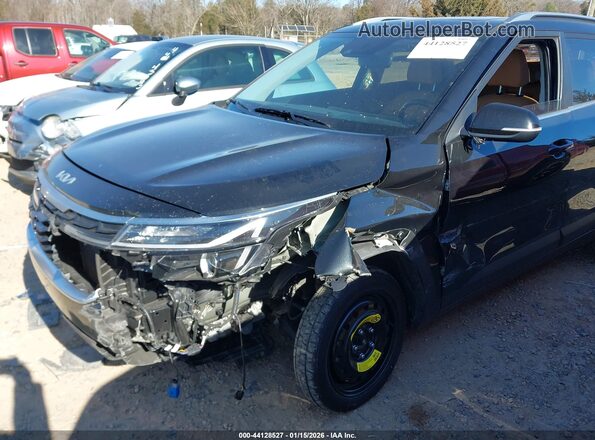 KNDERCAA9S7668636 2025 KIA SELTOS Черный Вид спереди