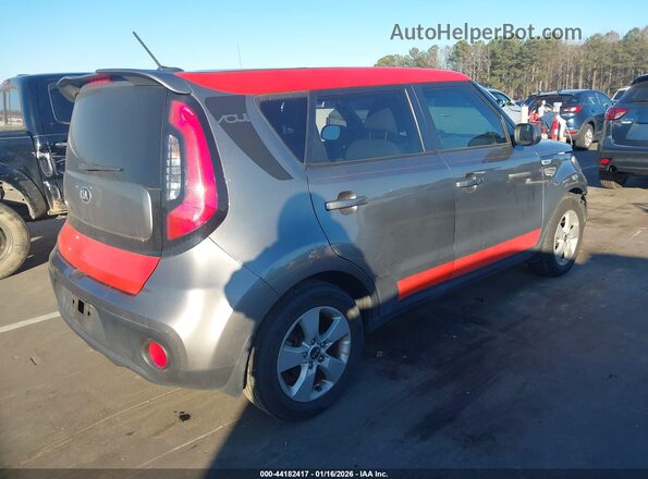 KNDJN2A2XJ7589598 2018 KIA SOUL Серый Задняя правая четверть