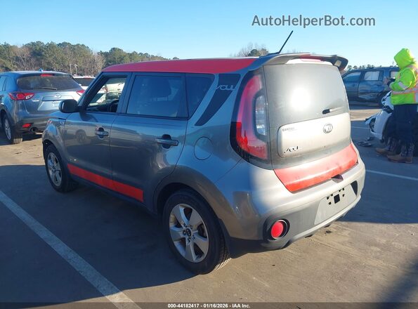 KNDJN2A2XJ7589598 2018 KIA SOUL Серый Задняя левая четверть