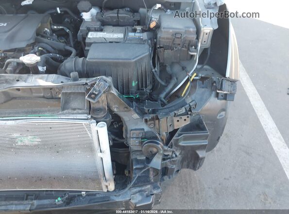 KNDJN2A2XJ7589598 2018 KIA SOUL Серый Вид задней части салона