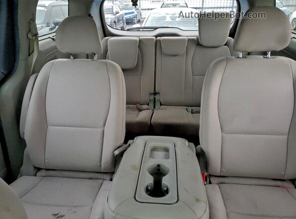 KNDMB5C11H6316514 2017 KIA SEDONA Белый Вид задних сидений