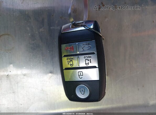 KNDMB5C11K6516218 2019 KIA SEDONA Purple Widok deski rozdzielczej