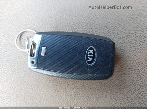 KNDMB5C11K6534220 2019 KIA SEDONA Черный Вид панели приборов