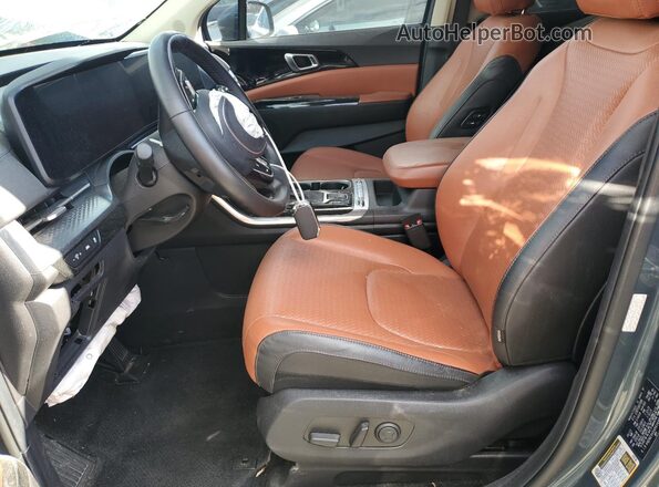 KNDNE5H34R6349837 2024 KIA CARNIVAL Бирюзовый Вид салона спереди