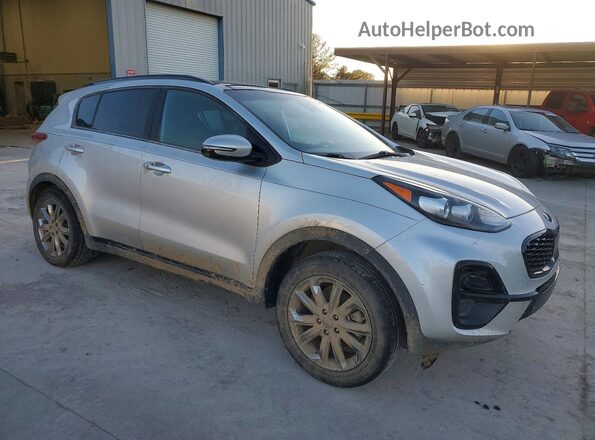 KNDP6CAC4N7958757 2022 KIA SPORTAGE Серебряный Передняя правая четверть