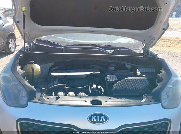 KNDPM3AC4J7312585 2018 KIA SPORTAGE Серебряный Вид сзади