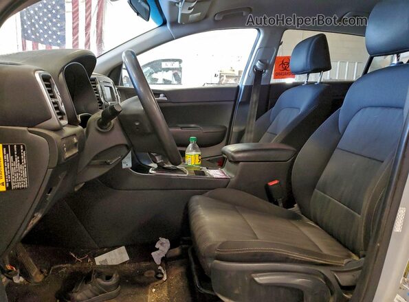 KNDPM3AC6K7616437 2019 KIA SPORTAGE Серебряный Вид салона спереди