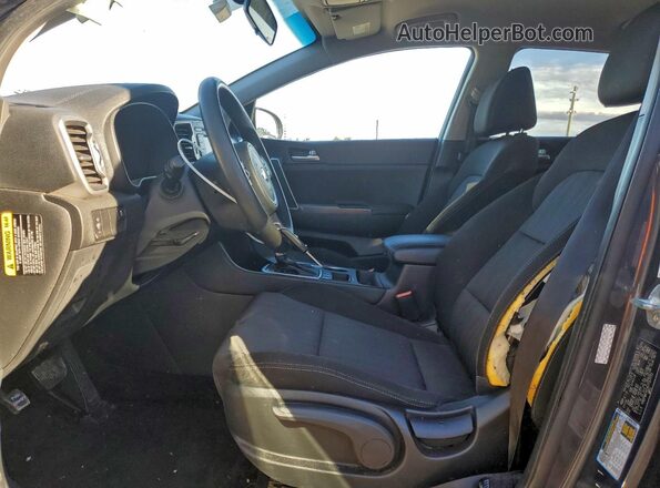 KNDPMCACXH7157373 2017 KIA SPORTAGE Угольный Вид салона спереди