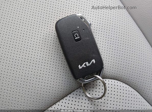KNDPVCDG9S7252140 2025 KIA SPORTAGE HYBRID Синий Вид панели приборов