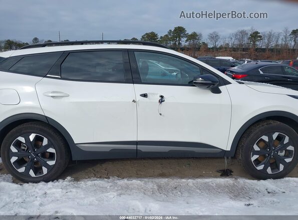 KNDPYDDH8R7146522 2024 KIA SPORTAGE PLUG-IN HYBRID Белый Вид задней части салона