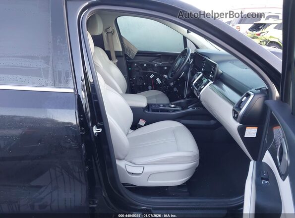 KNDRG4LGXM5054000 2021 KIA SORENTO HYBRID Черный Вид салона спереди