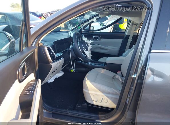 KNDRHDJG2S5423221 2025 KIA SORENTO HYBRID Black Widok wnętrza z przodu
