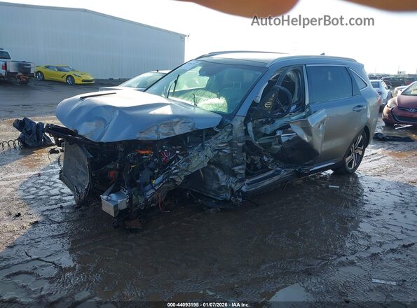KNDRKDLG2P5208993 2023 KIA SORENTO HYBRID Серебряный Передняя левая четверть