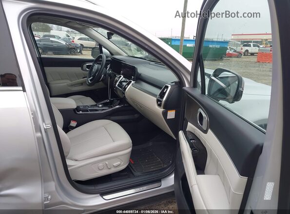 KNDRMDLH6R5247446 2024 KIA SORENTO PLUG-IN HYBRID Silver Vista interior delantera