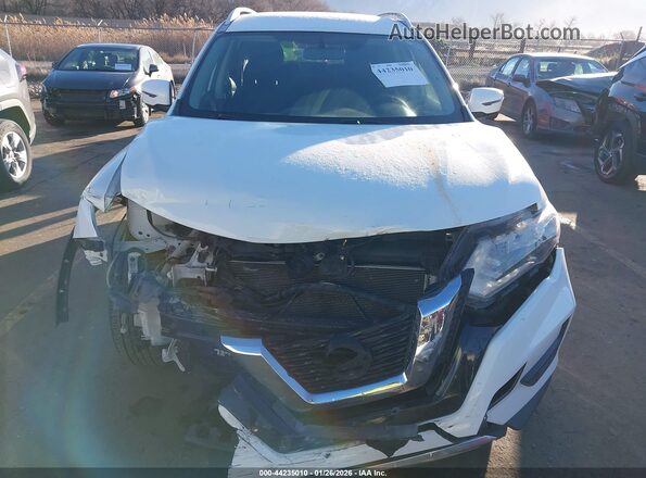 KNMAT2MV5HP549063 2017 NISSAN ROGUE Белый Вид щитка приборов