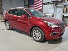 2018 Buick Envision Essence Красный vin: LRBFX1SA5JD007049