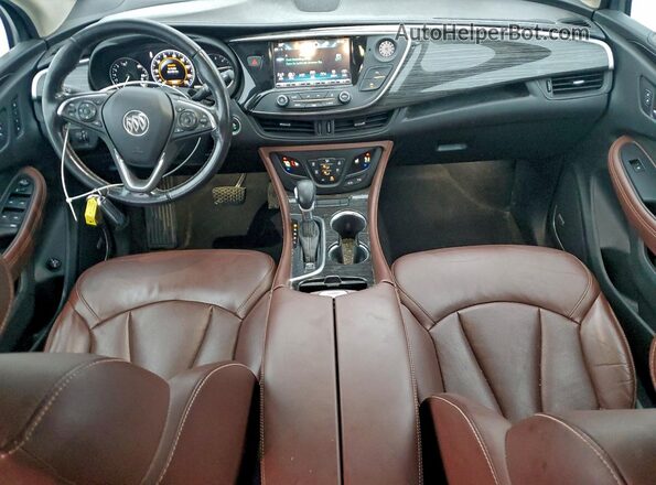 LRBFX3SX0JD010196 2018 BUICK ENVISION Коричневый Вид панели приборов