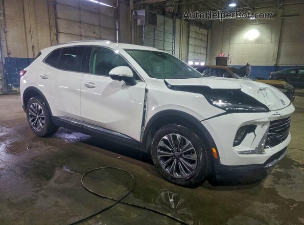 LRBFZME49RD052587 2024 BUICK ENVISION Белый Передняя правая четверть
