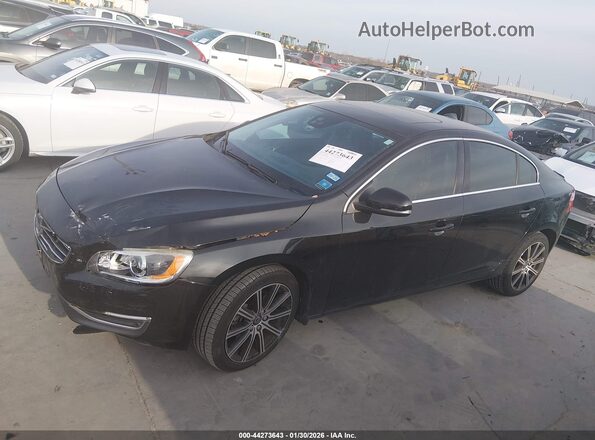 LYV402HM2JB178338 2018 VOLVO S60 INSCRIPTION Black Widok wnętrza 360 stopni