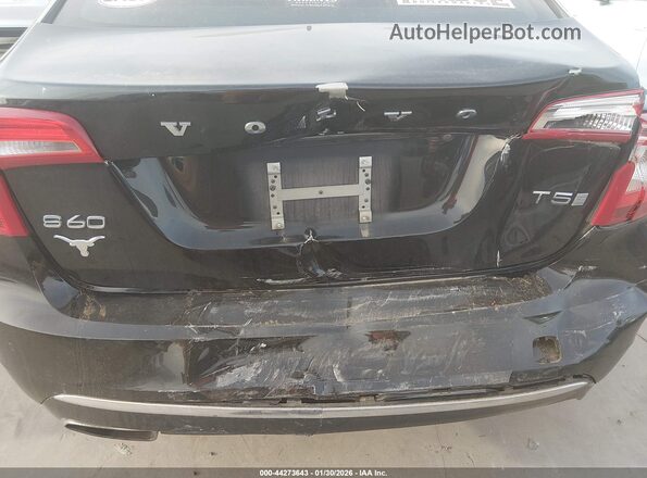 LYV402HM2JB178338 2018 VOLVO S60 INSCRIPTION Black Widok z przodu
